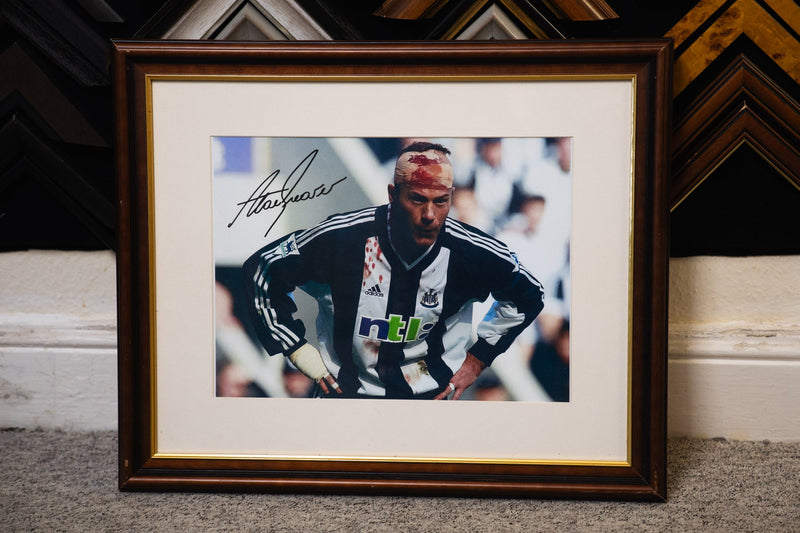 Signed Sports Memorabilia